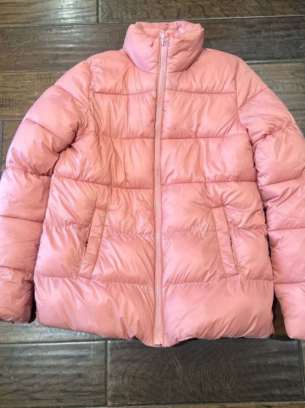 Old Navy Women's Frost-Free Fleece-Lined Puffer Jacket in Dusty Pink‎